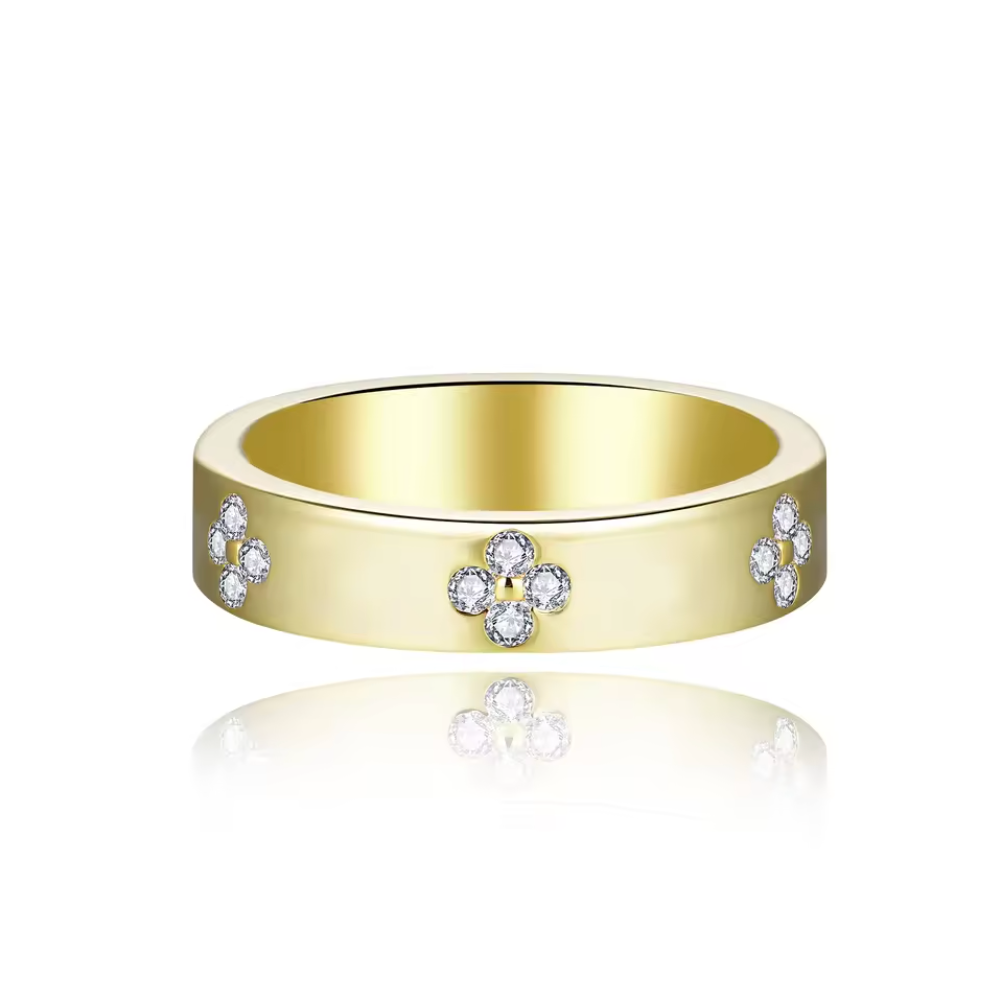Moissanite Pave Setting Four-leaf Clover Ring